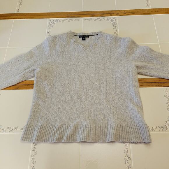 Banana Republic Gray Womens Sweater Size XL V Neck Cable Knit - Picture 2 of 11